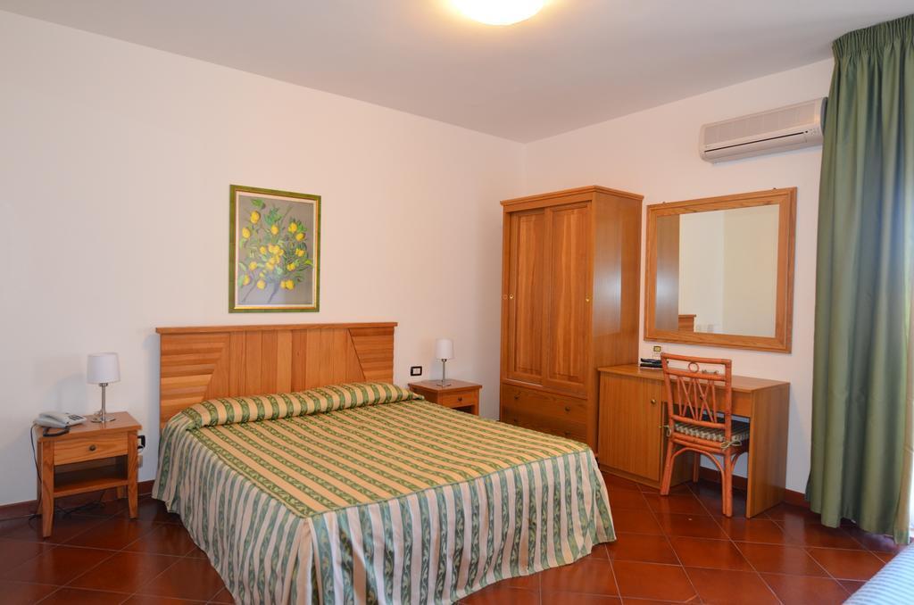 Best Western Hotel Martello LMP Exterior foto